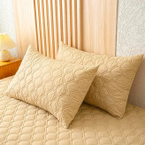 کاور تشک ضد آب رنگ کرم Cream