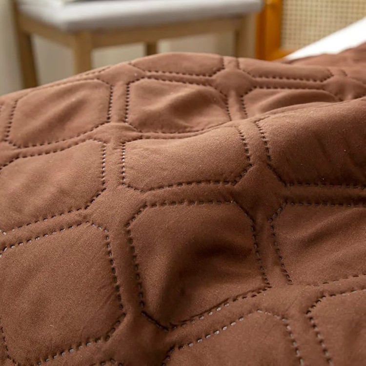 کاور ضدآب و دکوراتیو تشک خوشخواب سایز ۱۸۰ قهوه ای